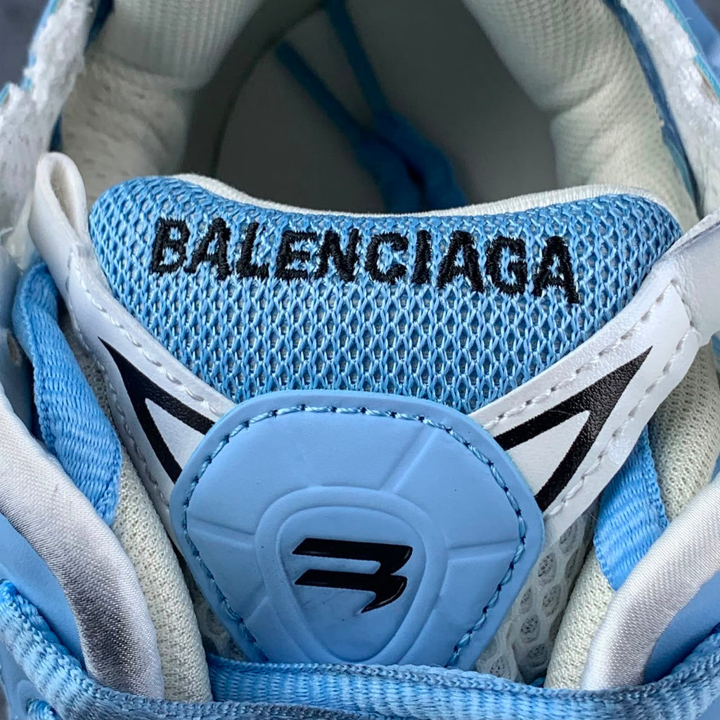 Balenciaga Wmns Runner Sneaker 'Light Blue'