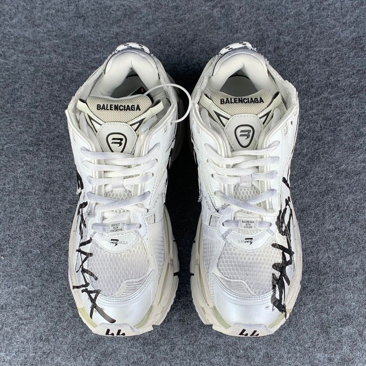 Balenciaga Runner Sneaker Graffiti 'White'