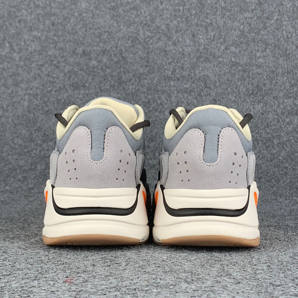 Yeezy Boost 700 'Magnet'