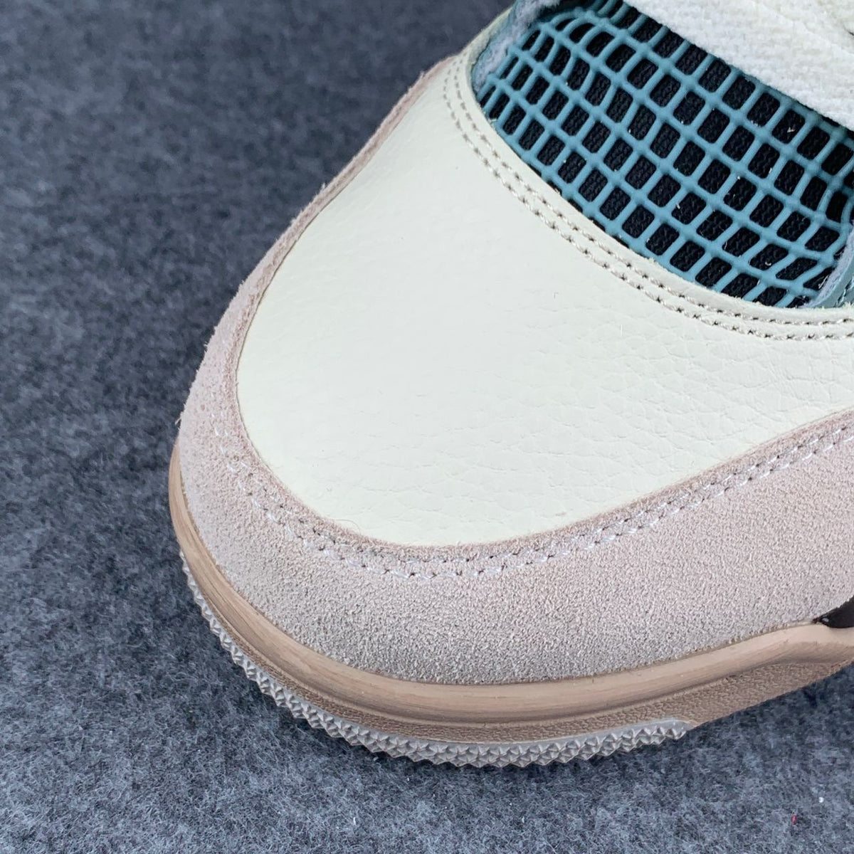 CUSTOM AIR JORDAN 4 RETRO “SNORLAX”