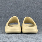 Yeezy Slides 'Bone'
