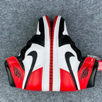 Air Jordan 1 Retro High OG 'Black Toe' 2016