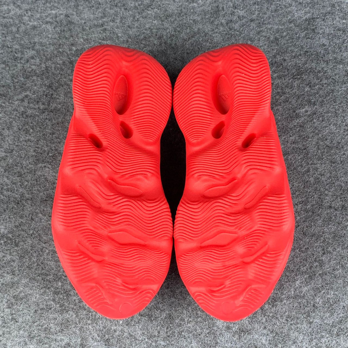 Yeezy Foam Runner 'Vermilion'