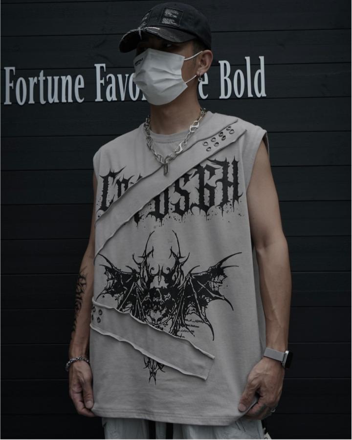 Gothic Bat And Skull Print Deconstructed Print Sleeveless Vest