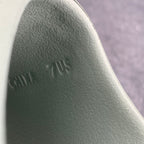 Yeezy Slides 'Salt'