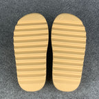 Yeezy Slides 'Desert Sand'
