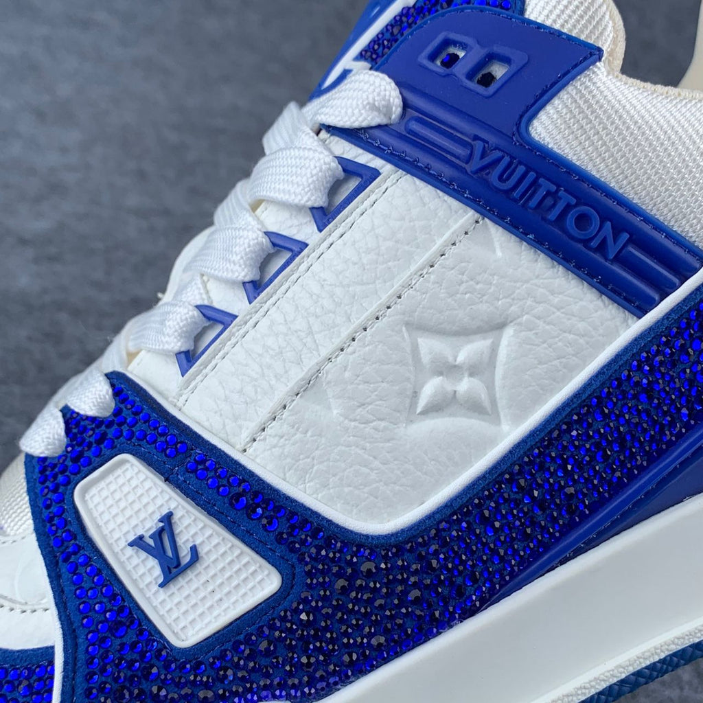 LV Trainer 'White Blue Crystals'