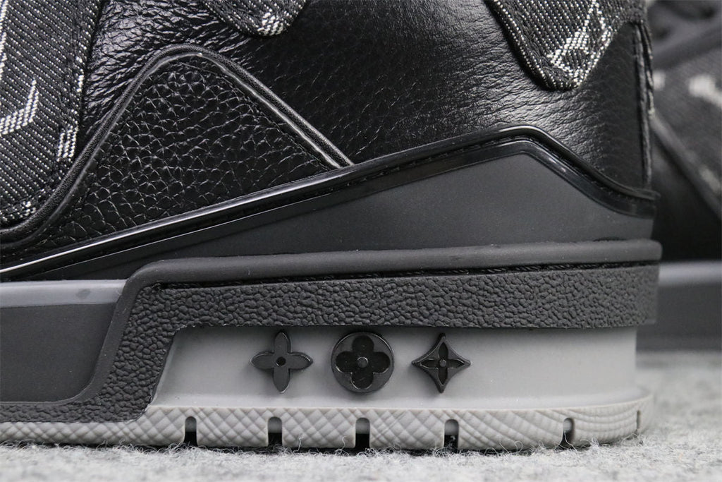 LV X Nigo Trainer 'Black Denim'