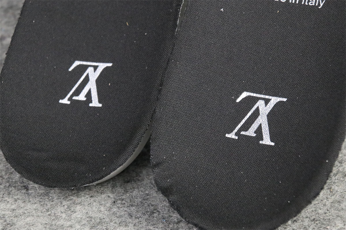 LV X Nigo Trainer 'Black Denim'