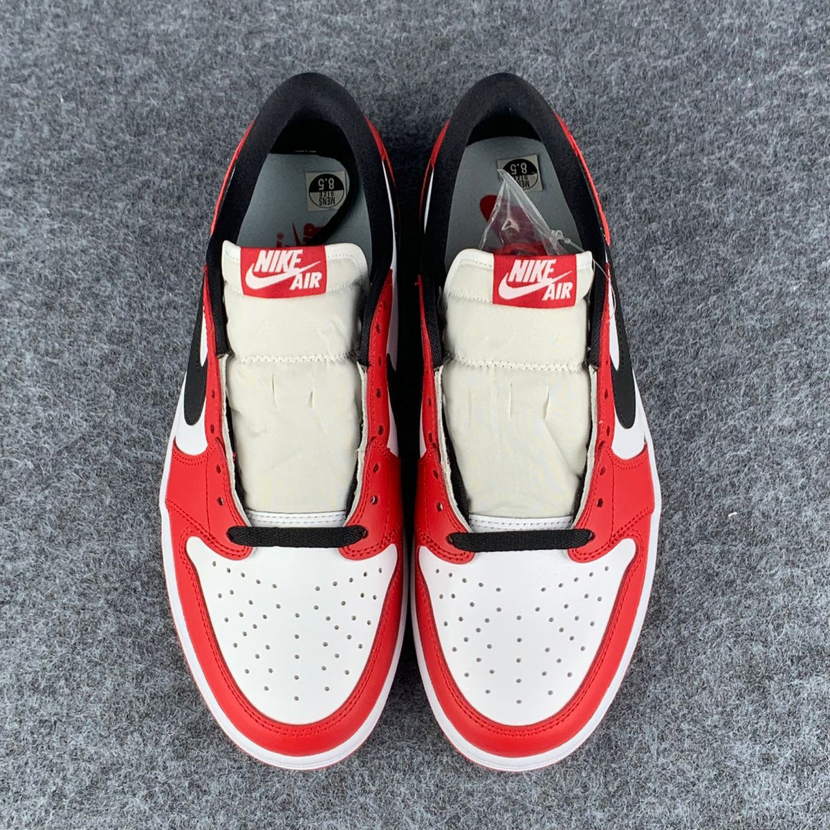 Air Jordan 1 Retro Low OG 'Chicago' (2016)