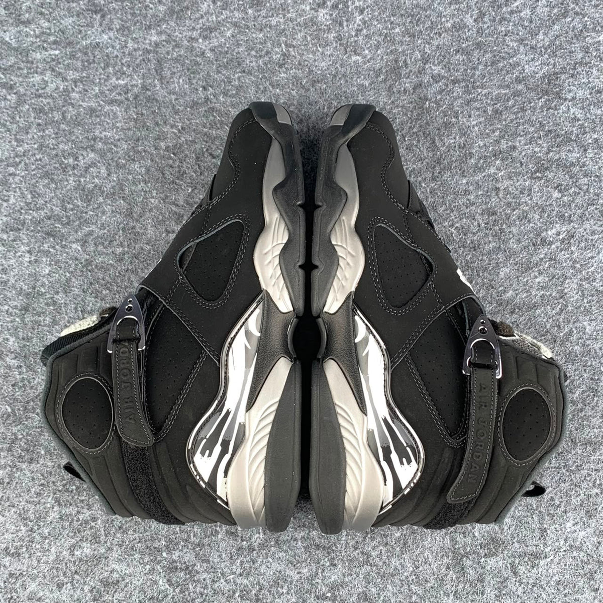 Air Jordan 8 Retro 'Chrome' 2026