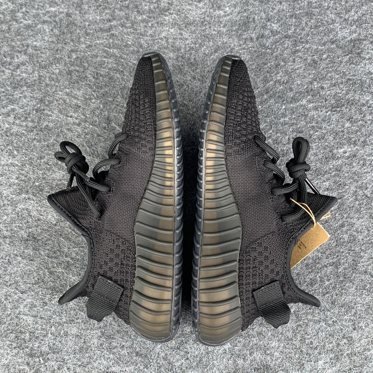 Yeezy Boost 350 V2 'Onyx'
