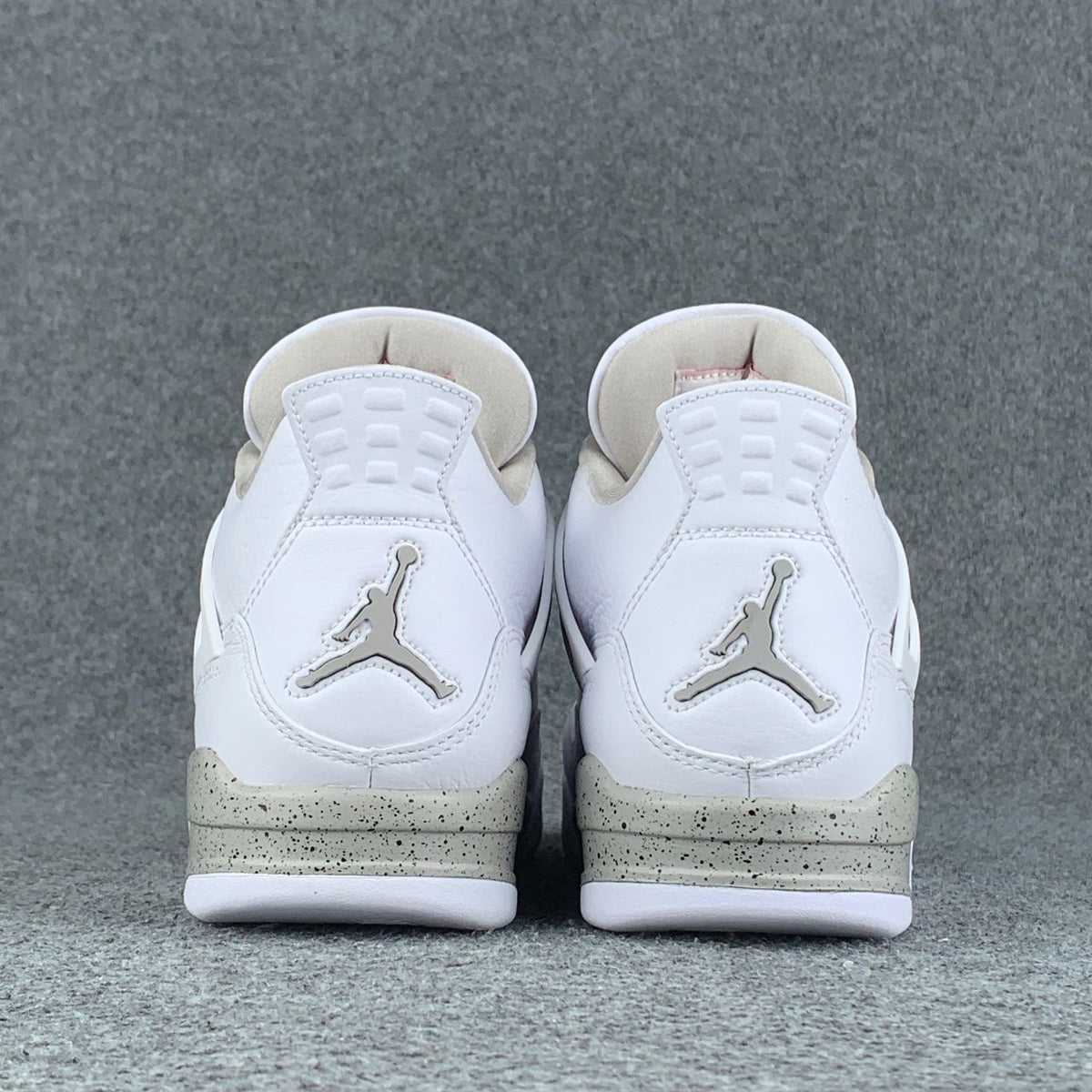 Air Jordan 4 Retro 'White Oreo'