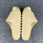 Yeezy Slides 'Bone'