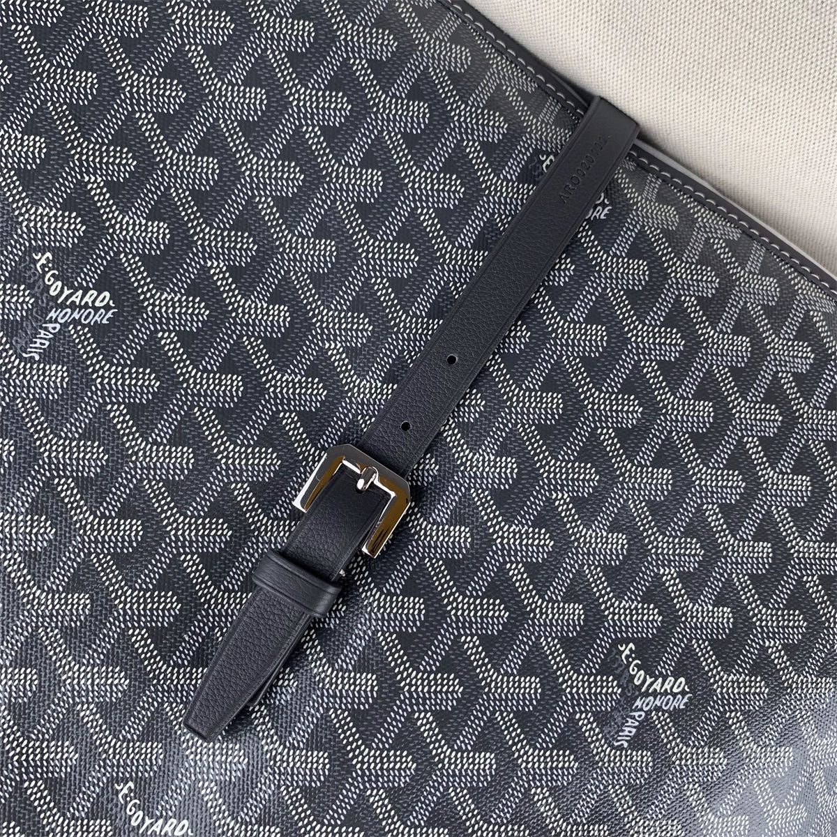 Goyard Capétien Messenger Bag 'Grey'