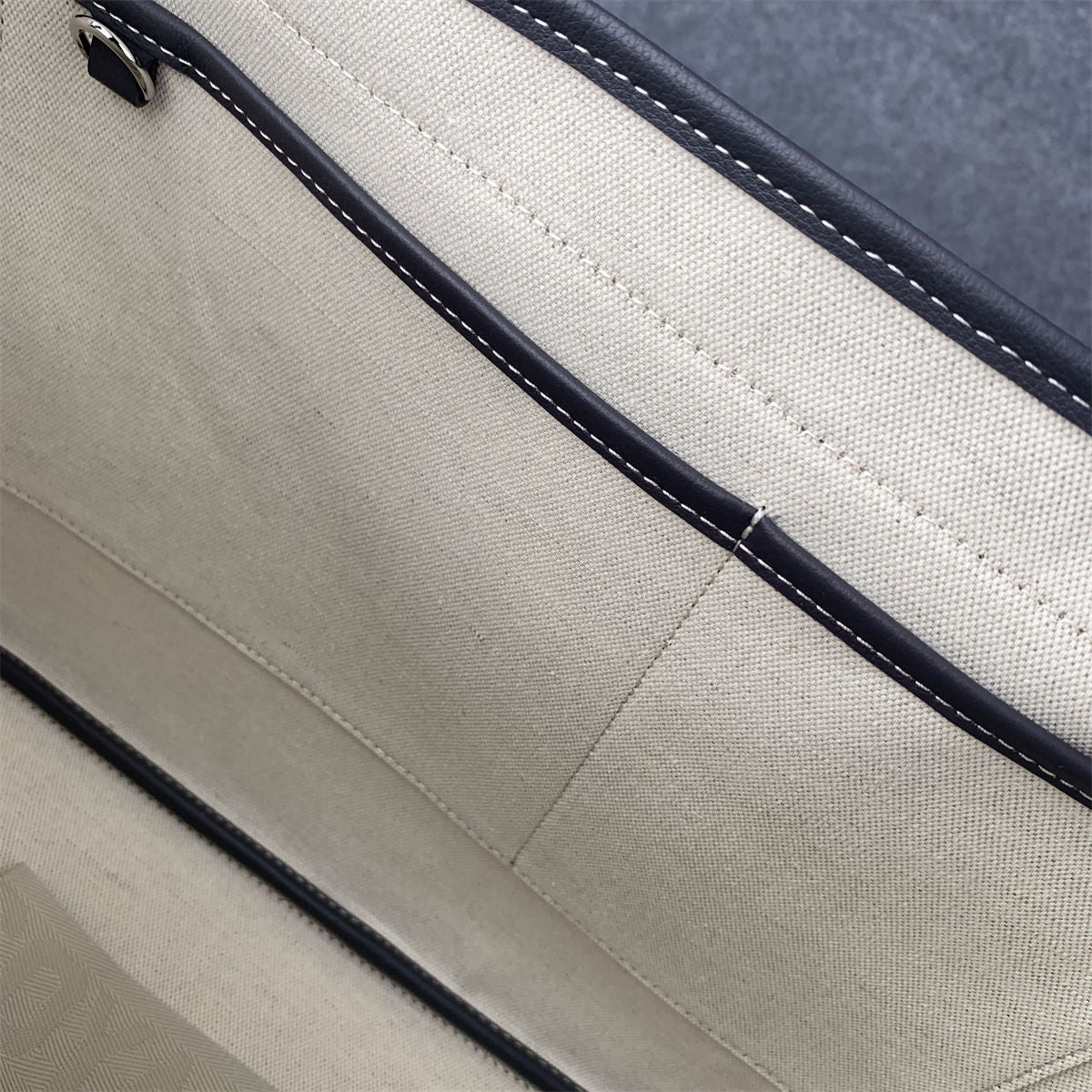 Goyard Capétien Messenger Bag 'Grey'