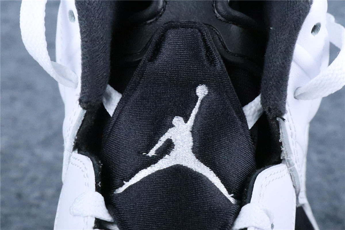 Air Jordan 6 'Oreo' 2026