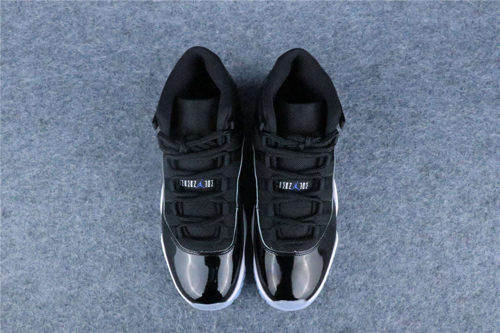 (Early Look) Air Jordan 11 Retro 'Space Jam' 2026