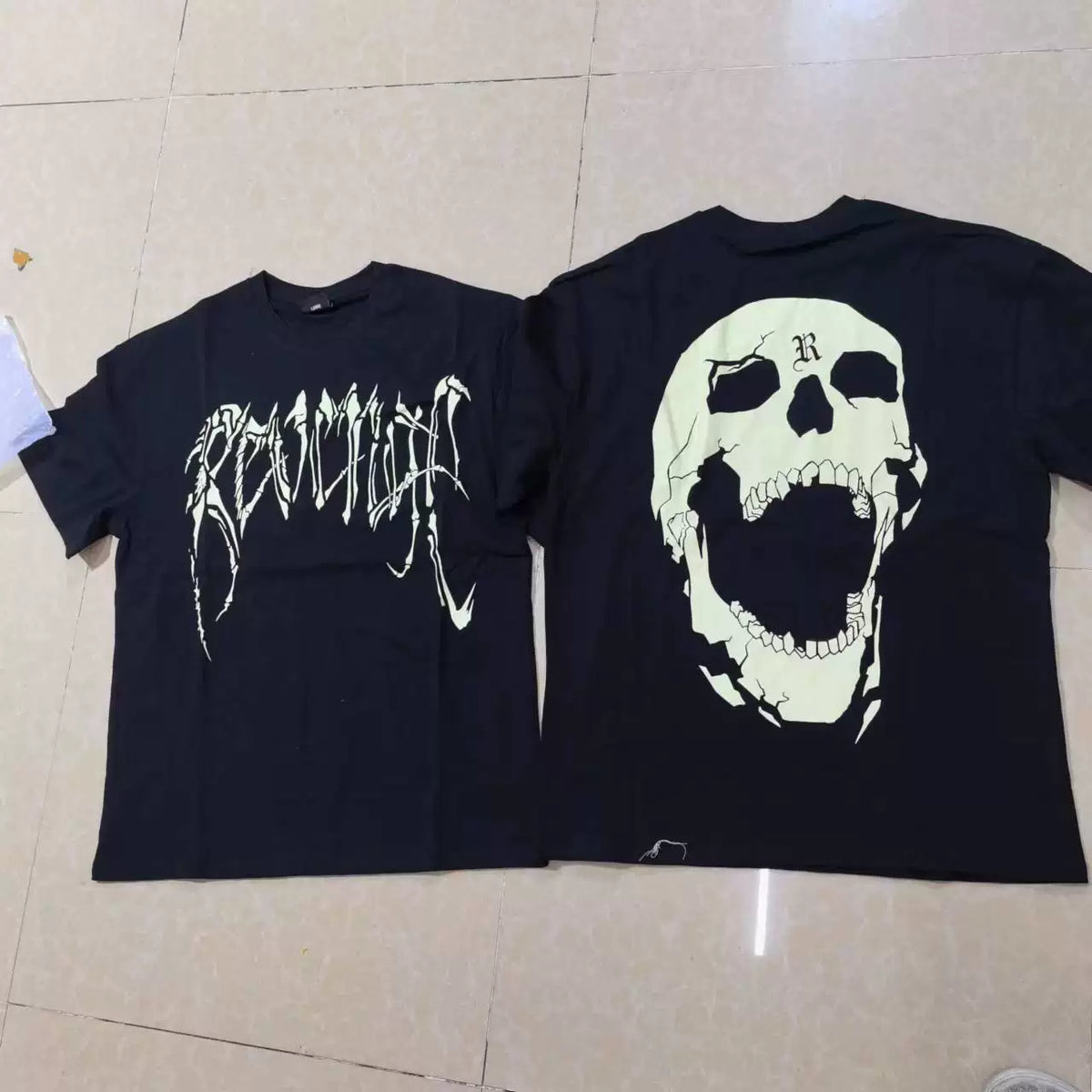 Revenge Arch Logo & Cracked Skull Graphic Short Sleeve T-Shirt Black