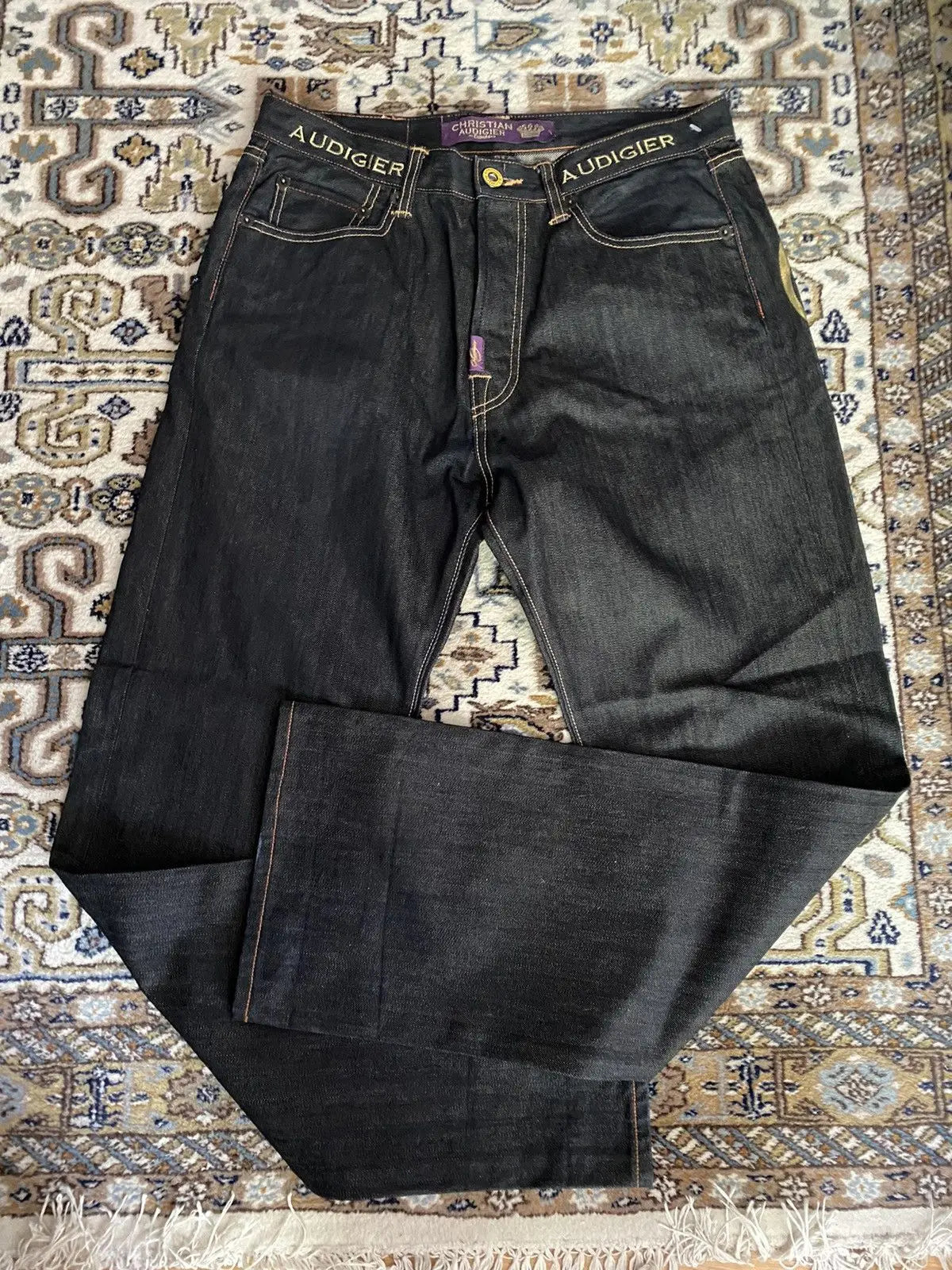 THE LIBERTY JEANS