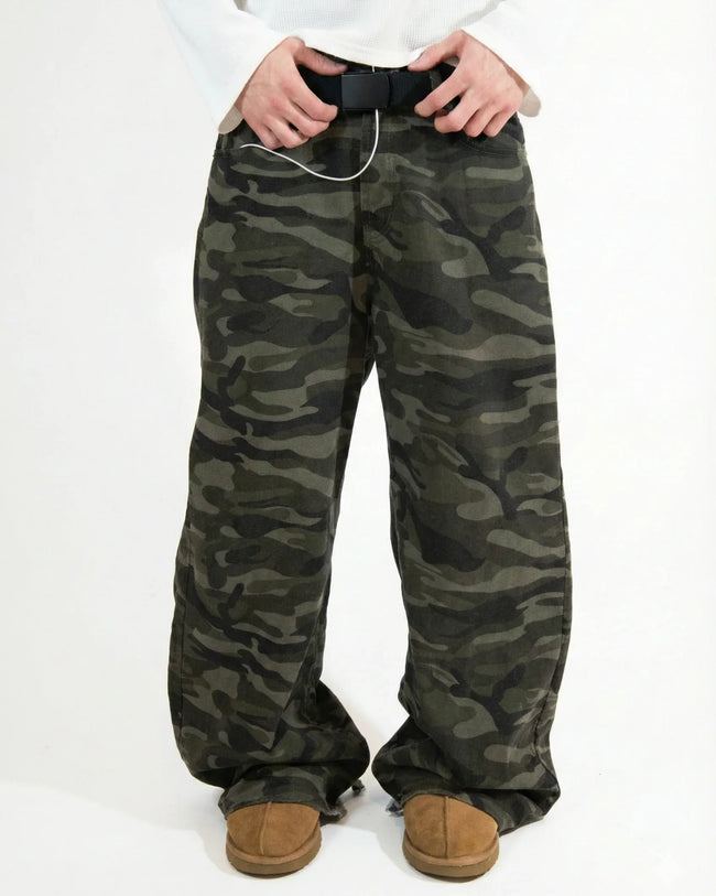 THE SHADOW CAMO PANTS Main Image