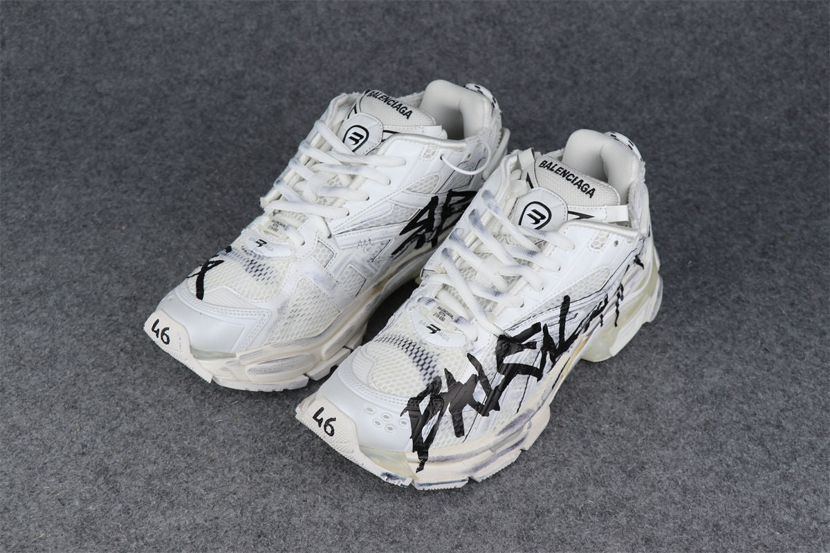 Balenciaga Wmns Runner Sneaker 'Graffiti - White Black'