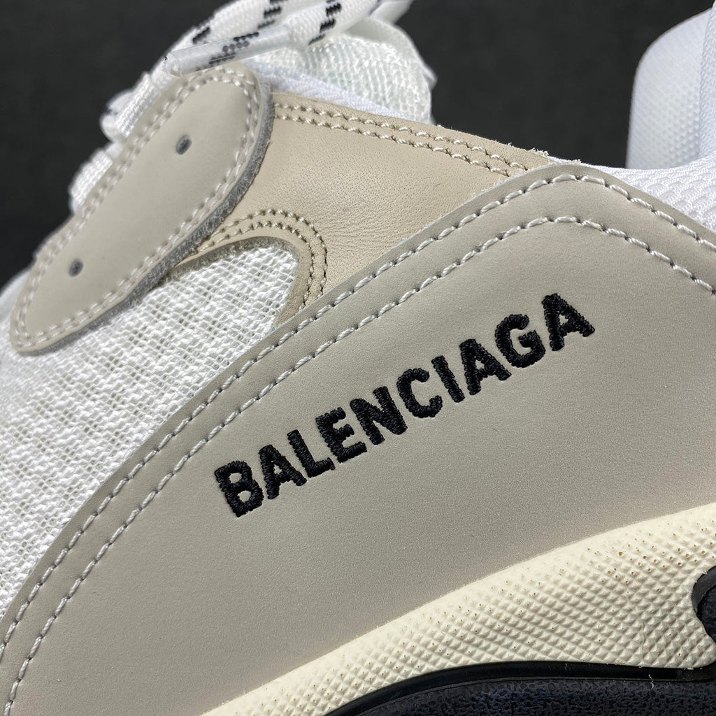 Balenciaga Triple S Sneaker 'White Black Red'