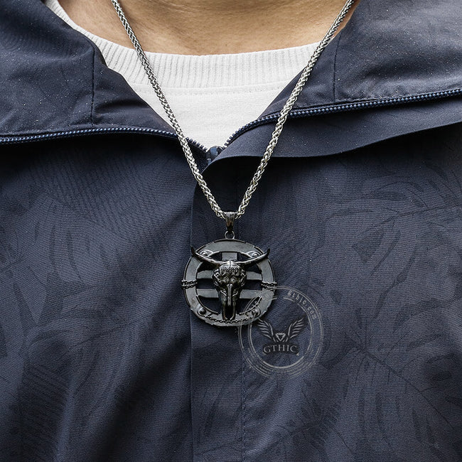 Bullfighting Bull Stainless Steel Pendant Main Image