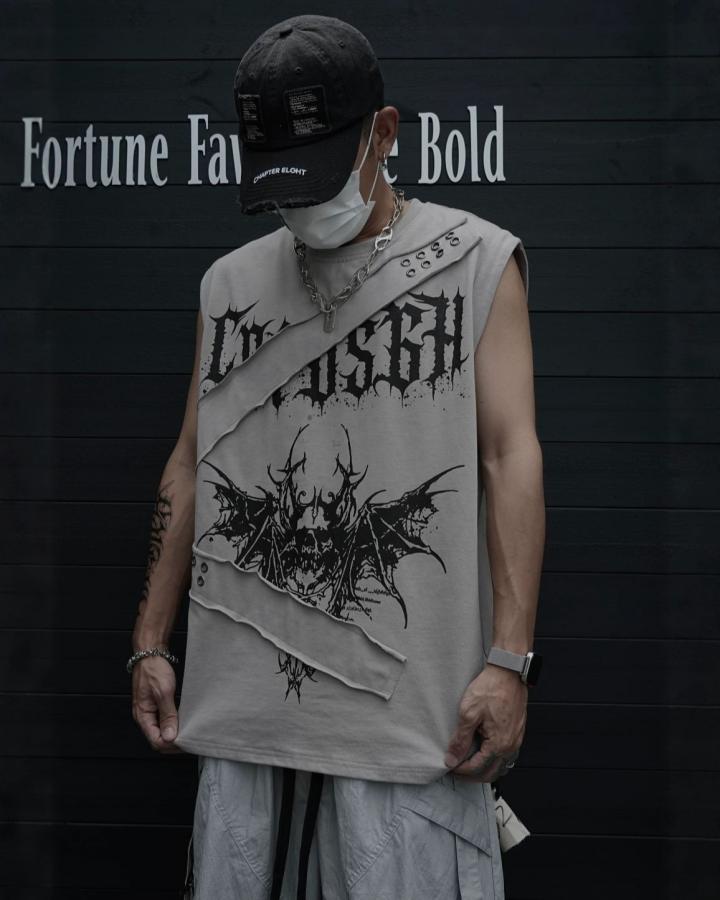Gothic Bat And Skull Print Deconstructed Print Sleeveless Vest