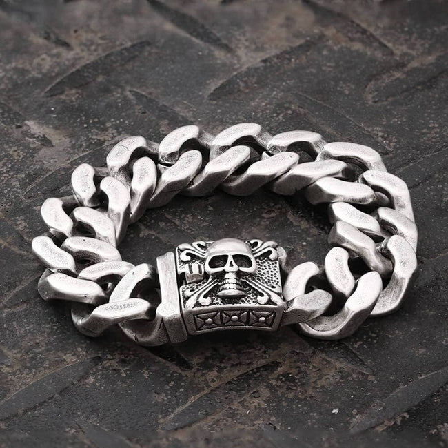 Retro Stainless Steel Skull Bracelet Hover Image
