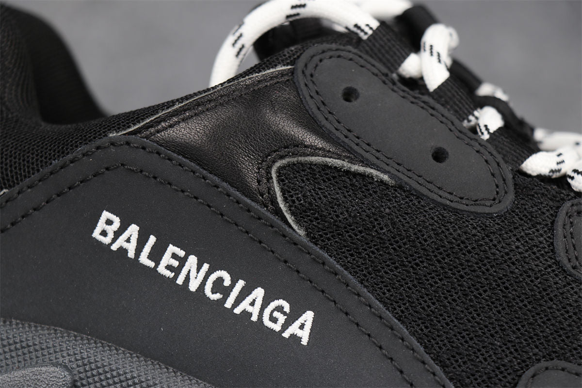 Balenciaga Wmns Triple S Clear Sole ‘Black Green'