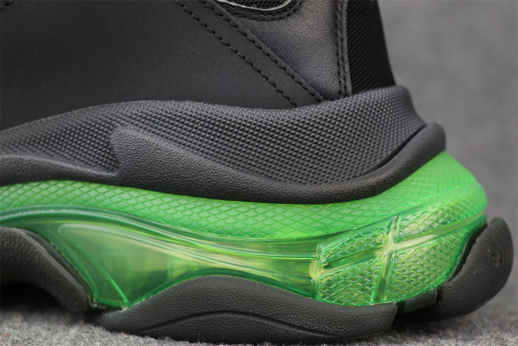 Balenciaga Wmns Triple S Clear Sole ‘Black Green'