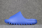 Yeezy Slides 'Azure'