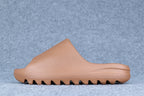 Yeezy Slides 'Flax'