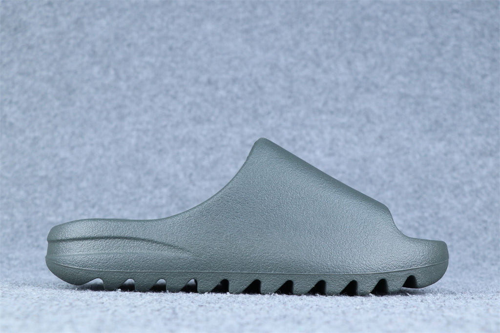Yeezy Slides 'Granite'